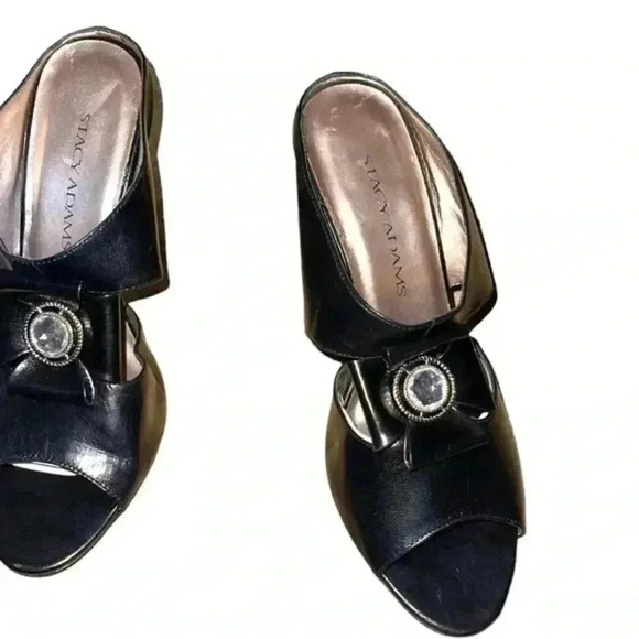 Stacy Adams CLASSY black patent leather Mules. Rhinestone jewels and 2’heels - Picture 4 of 10